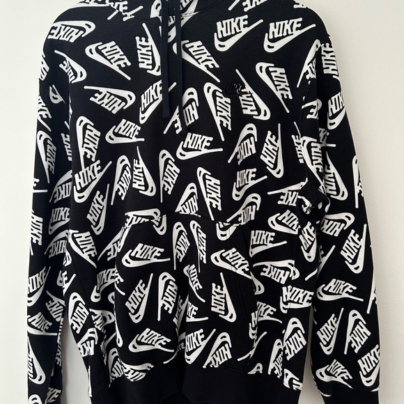 Nike Men's Black and White Patterned Hoodie - Picture 3 of 12